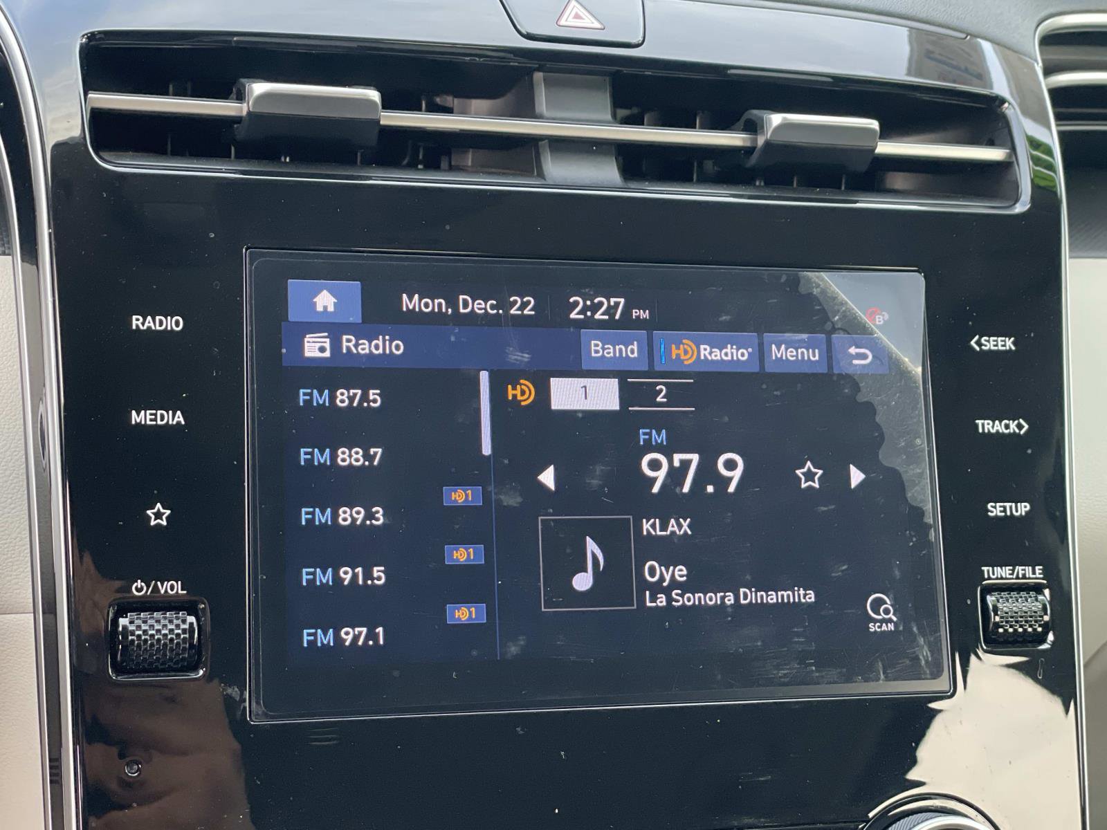 Certified 2023 Hyundai Tucson SEL image 11