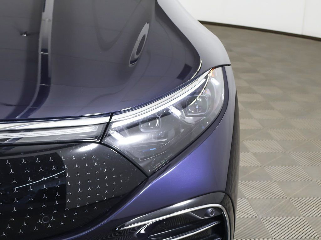 Used 2023 Mercedes-Benz EQS 580 4MATIC Sedan image 19