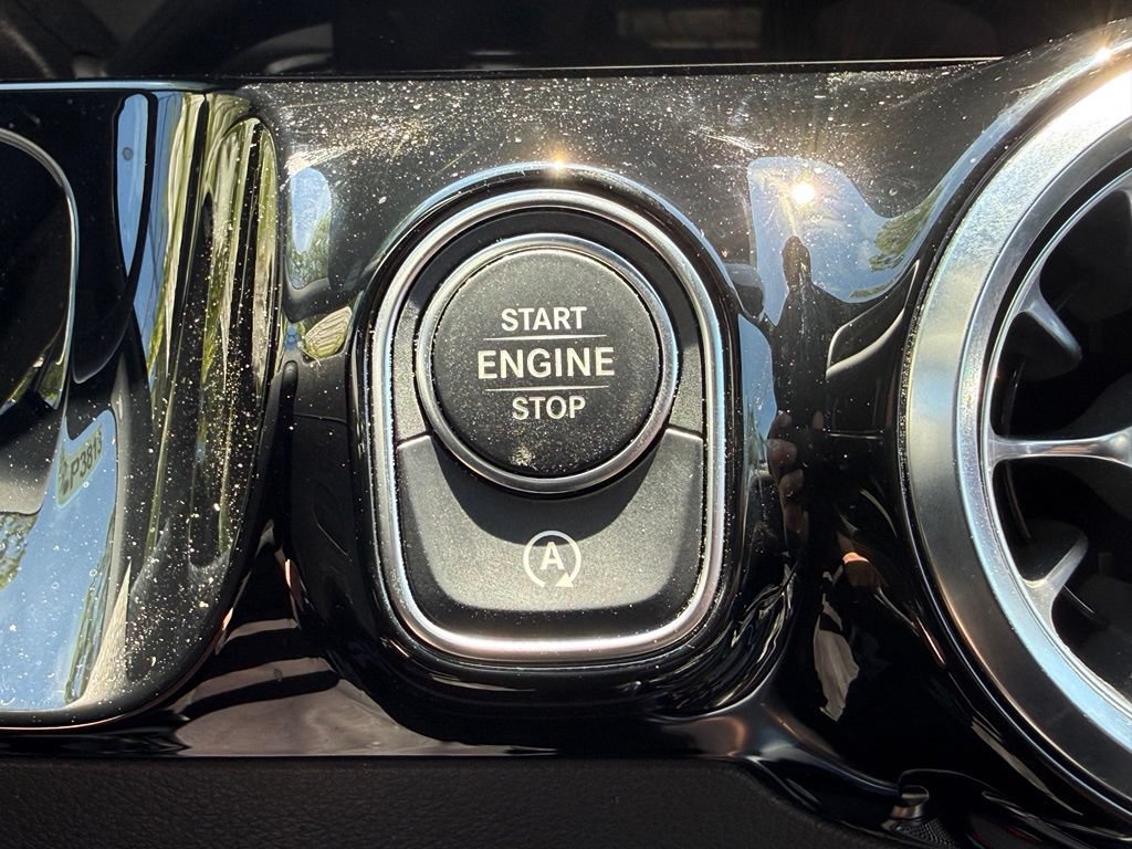 Used 2023 Mercedes-Benz GLA 250 4MATIC image 43