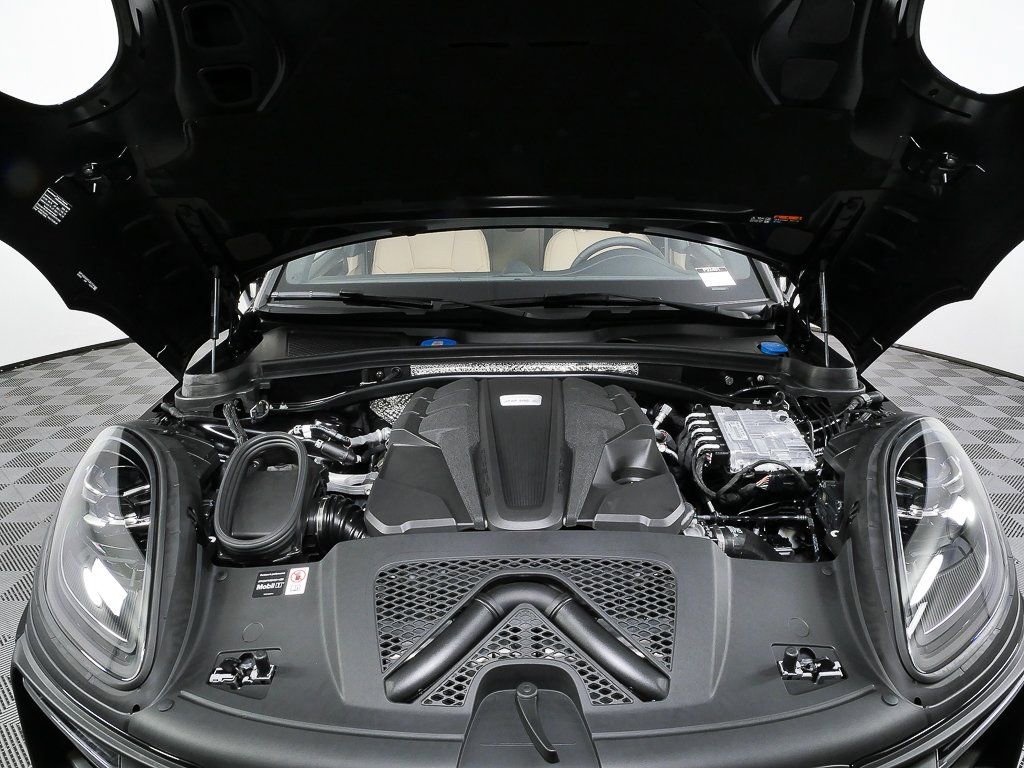 New 2026 Porsche Macan S image 36