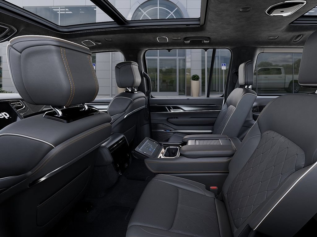 New 2026 Jeep Grand Wagoneer Summit AWD/4WD image 23