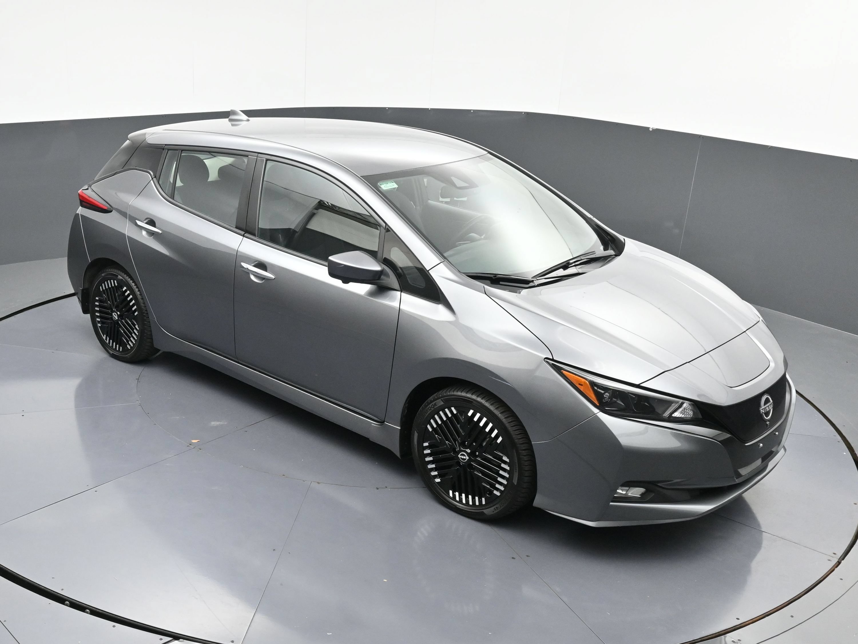 Used 2025 Nissan Leaf SV Plus FWD image 32