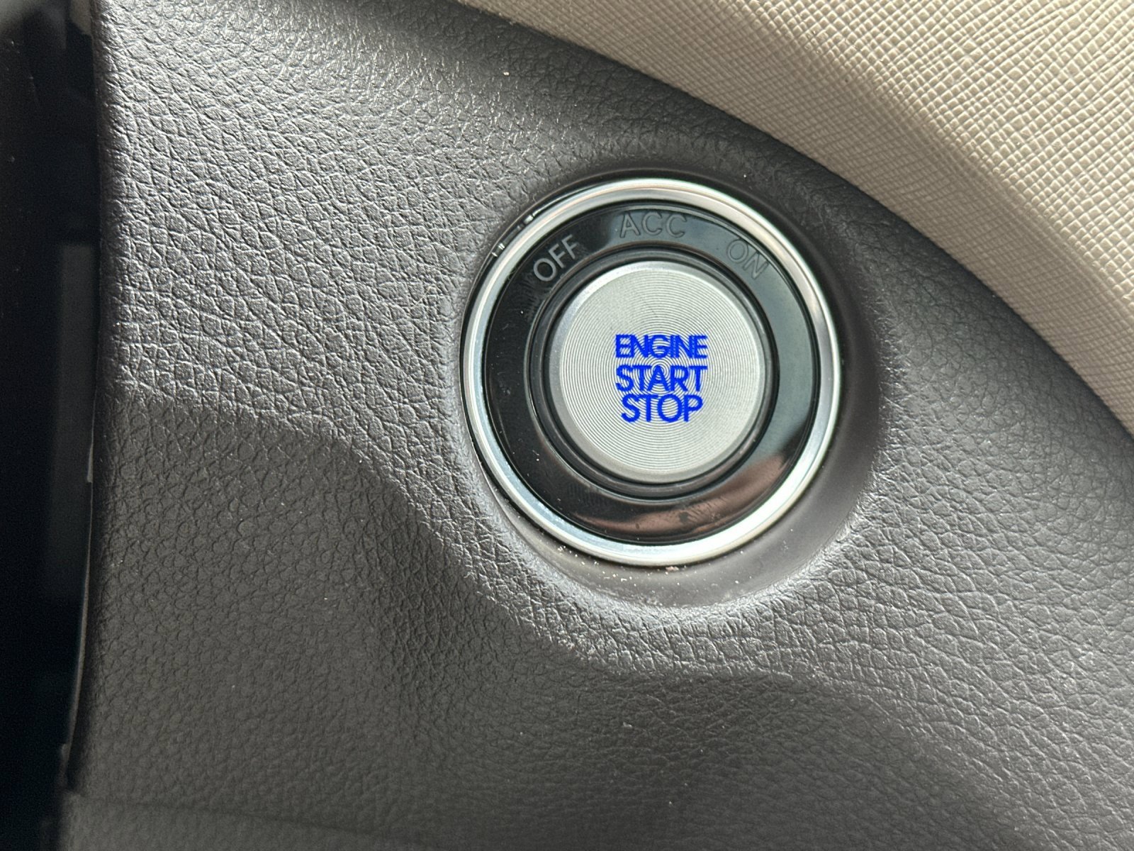 Used 2017 Hyundai Santa Fe Sport w/ 2.4L Tech Package 04 image 23