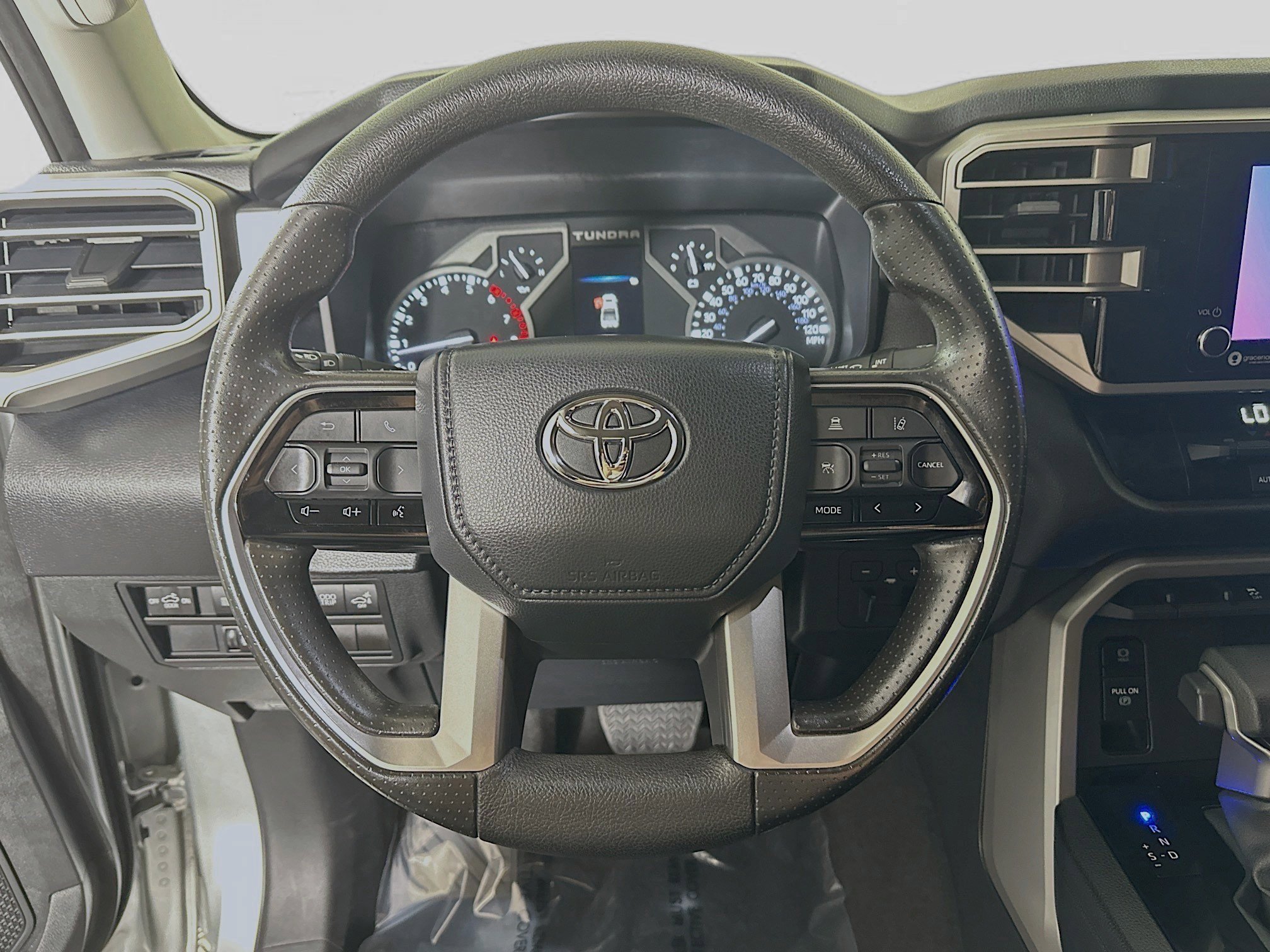 Used 2022 Toyota Tundra SR5 w/ Convenience Package image 14