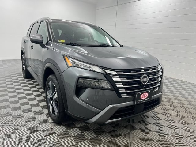 Used 2026 Nissan Rogue SL AWD/4WD image 1