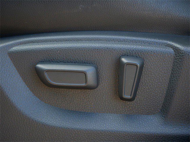 Used 2022 Mitsubishi Eclipse Cross SEL image 17