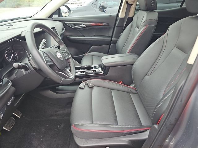 Used 2022 Buick Envision Essence w/ Technology Package I image 7