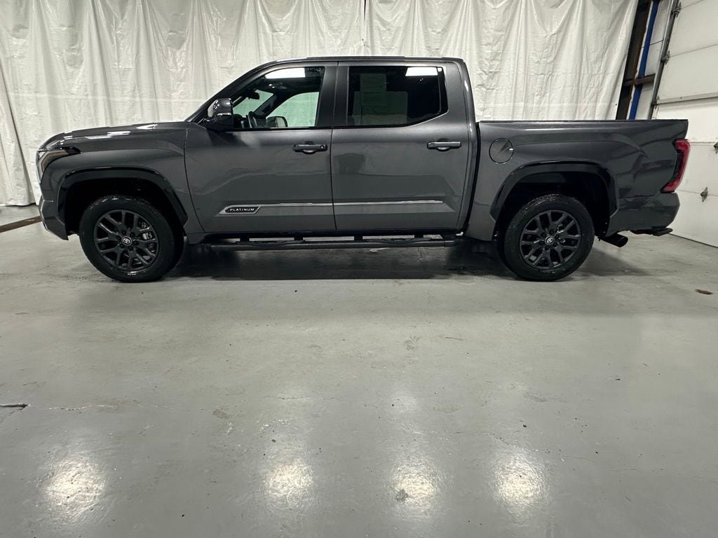 Used 2025 Toyota Tundra Platinum AWD/4WD image 4