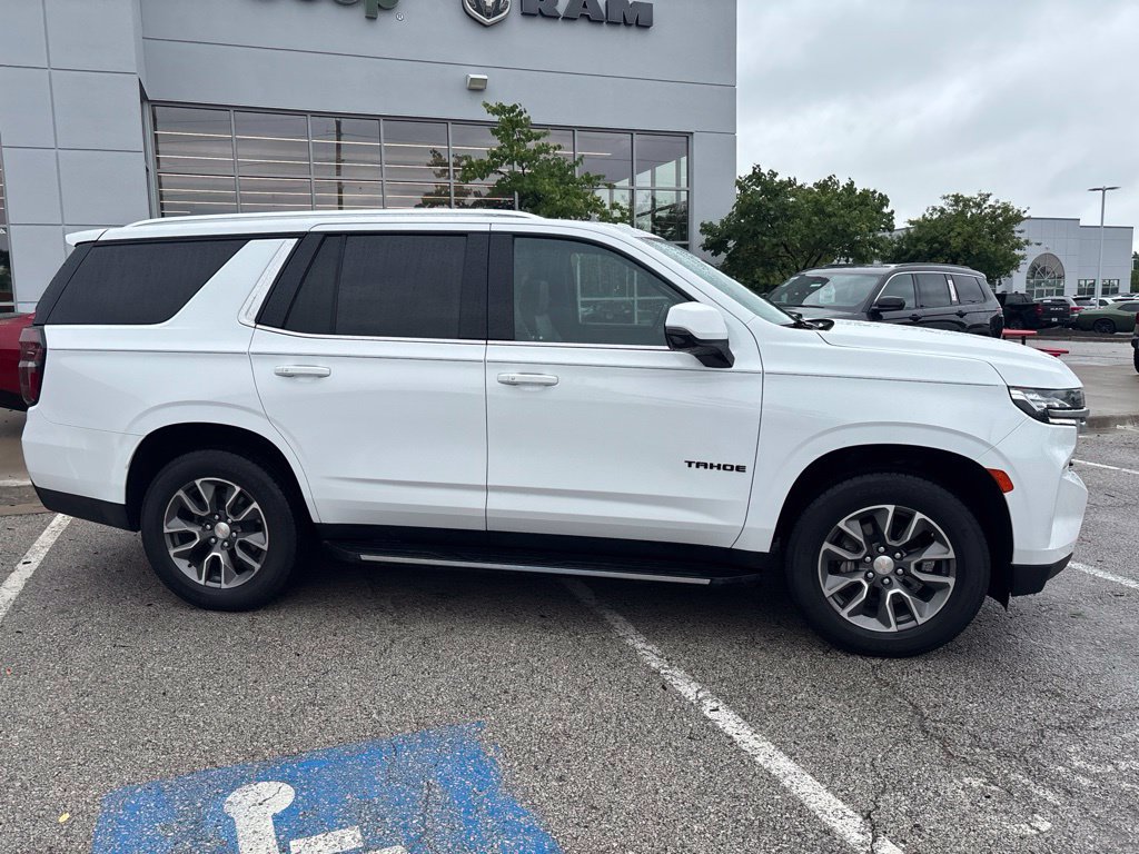Used 2022 Chevrolet Tahoe LT w/ LT Signature Package AWD/4WD image 33