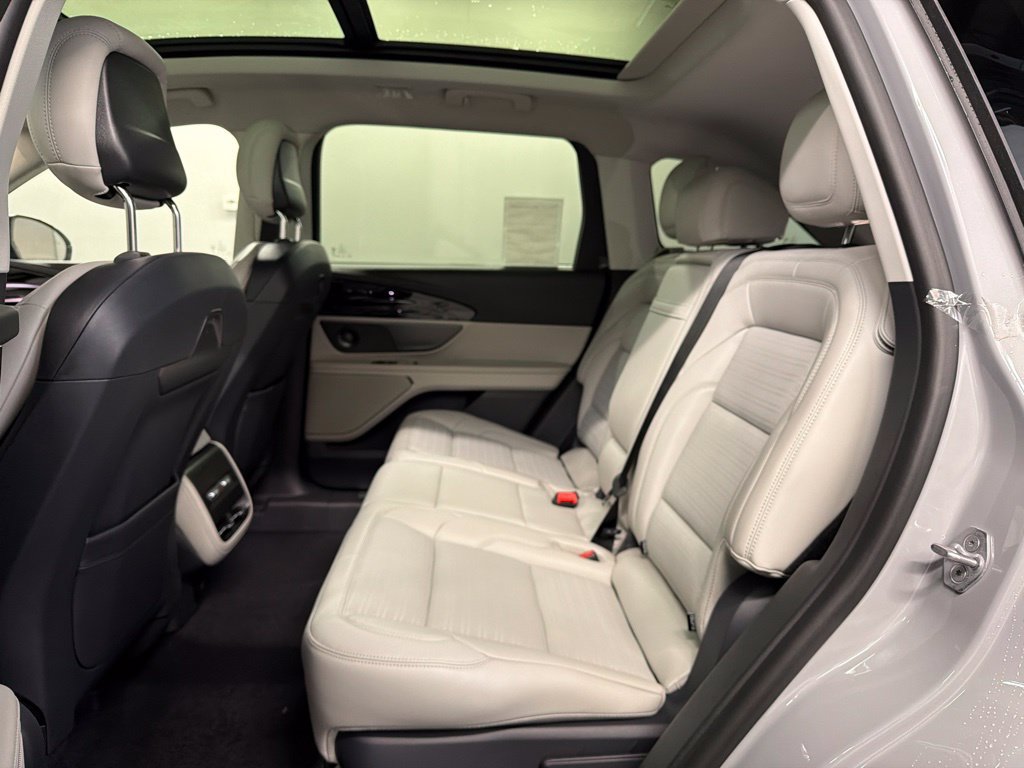 New 2026 Lincoln Nautilus Reserve w/ Jet Appearance Package AWD/4WD image 33