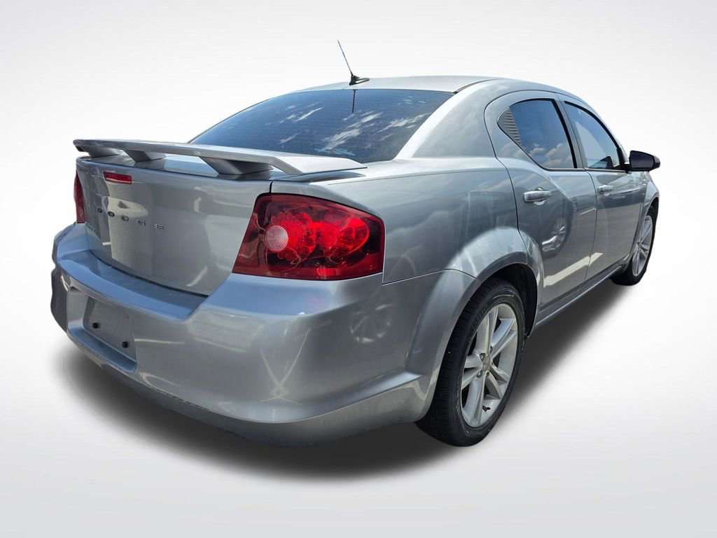 Used 2014 Dodge Avenger SE w/ Rallye Appearance Group FWD image 4