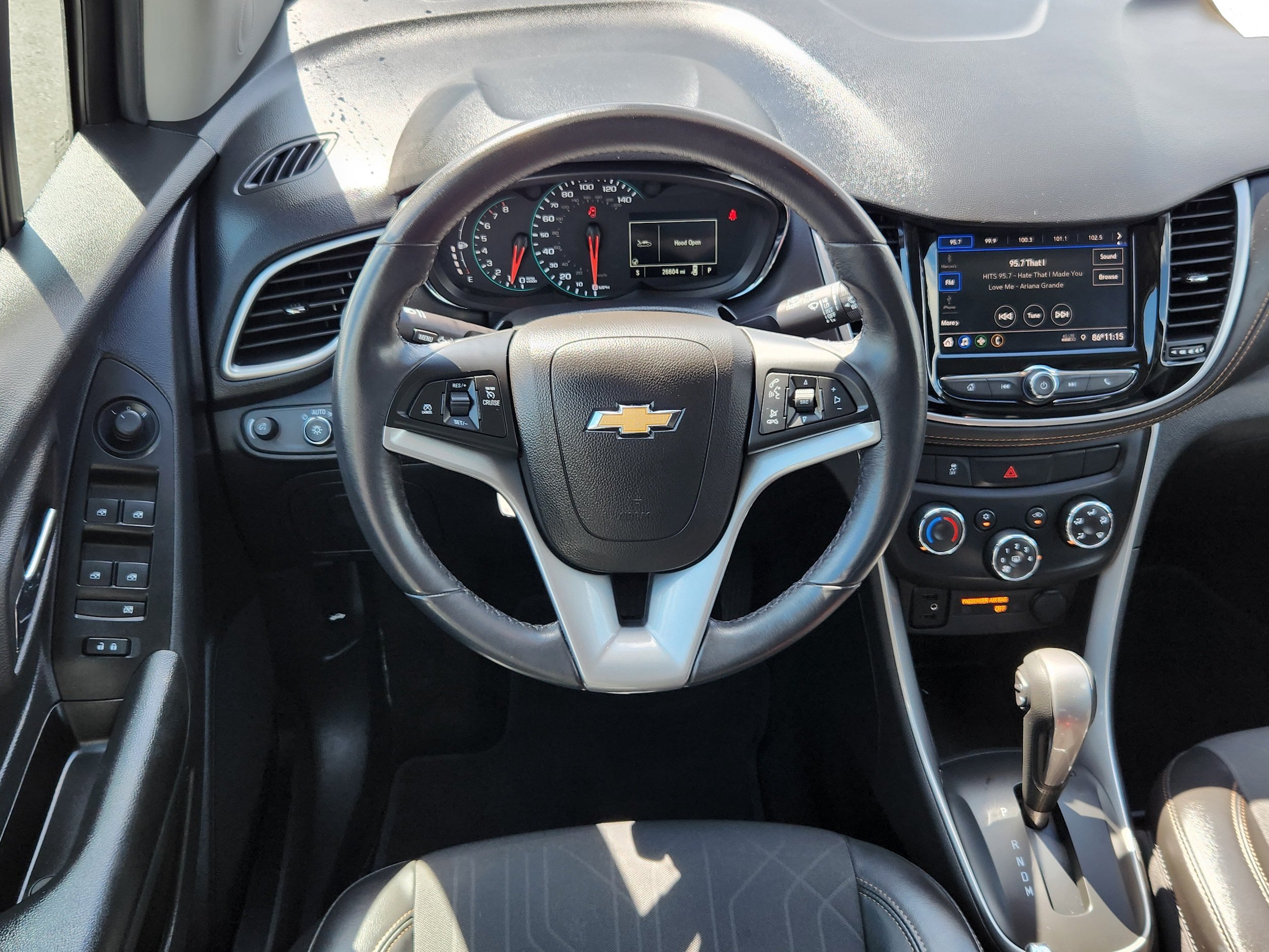 Used 2022 Chevrolet Trax LT w/ Driver Confidence Package AWD/4WD image 9