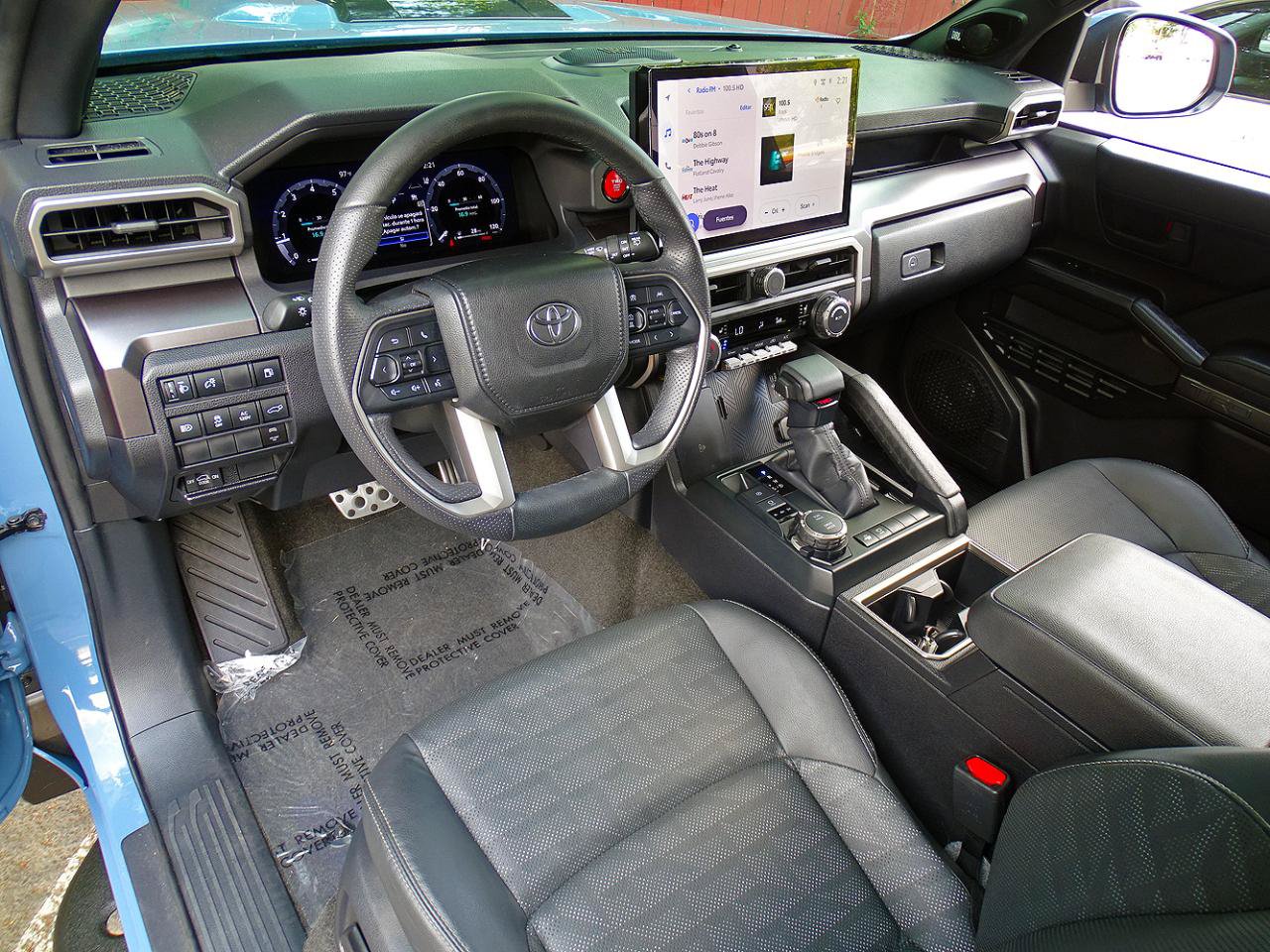 Used 2025 Toyota 4Runner TRD Sport Premium w/ Tow Technology Package AWD/4WD image 32