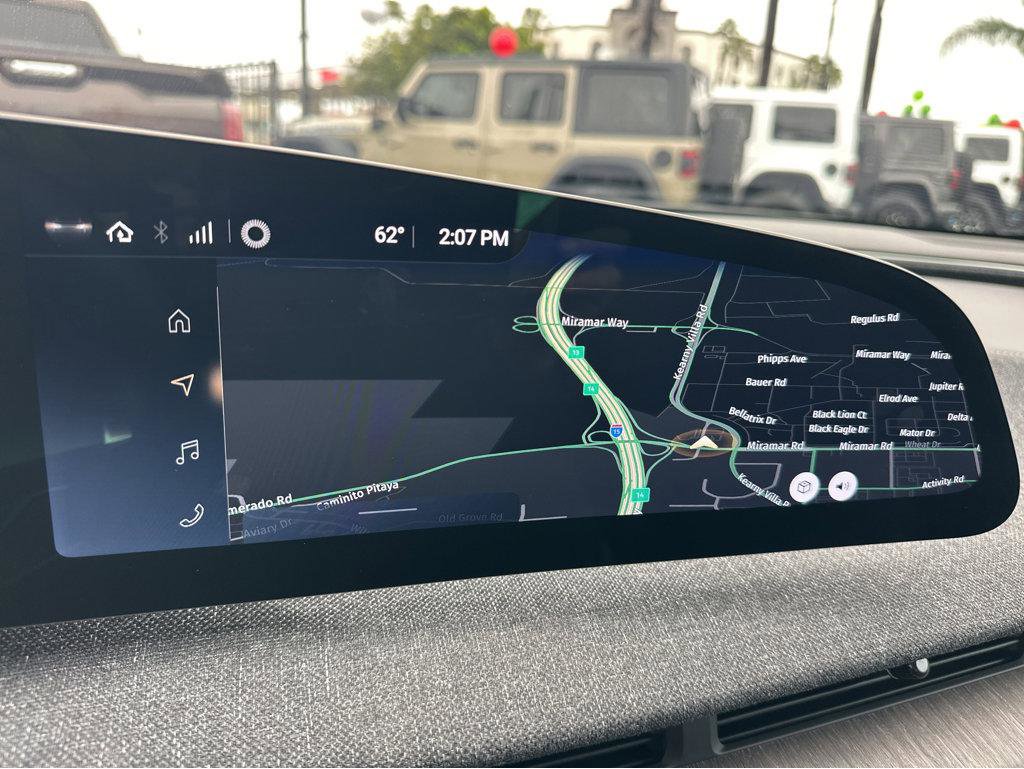 Used 2024 Lucid Air Touring image 5