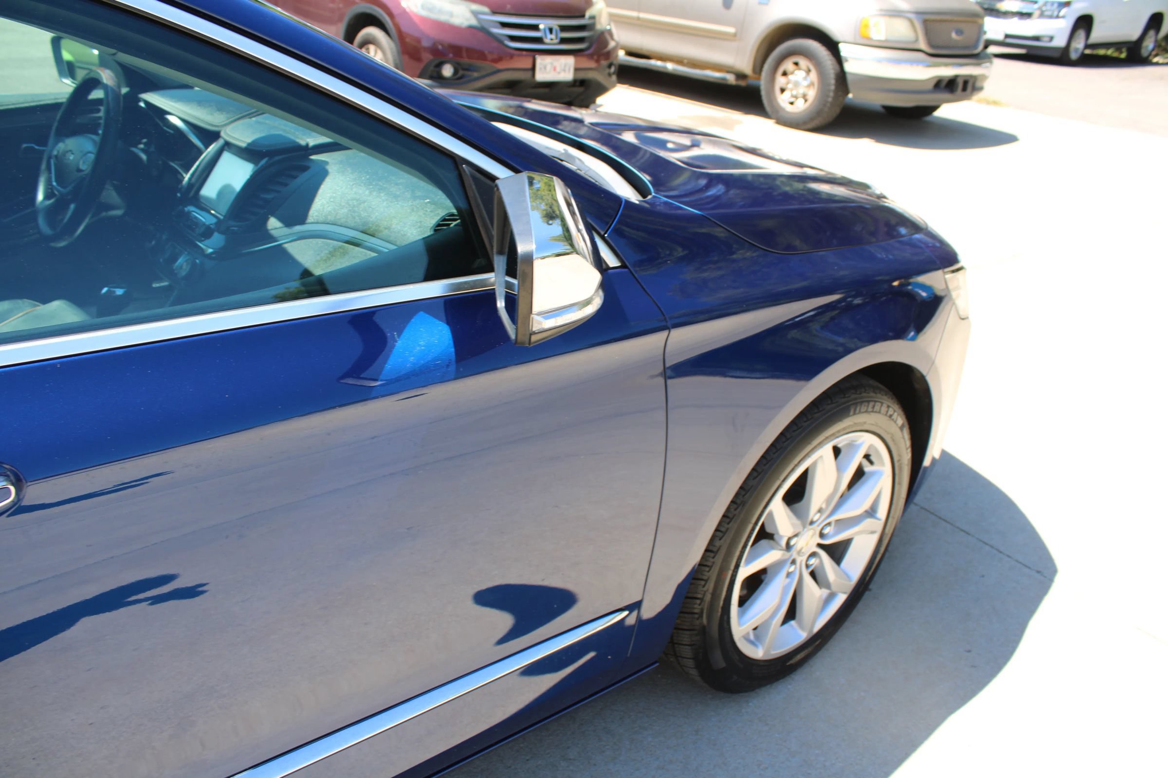 Used 2014 Chevrolet Impala LTZ FWD image 10