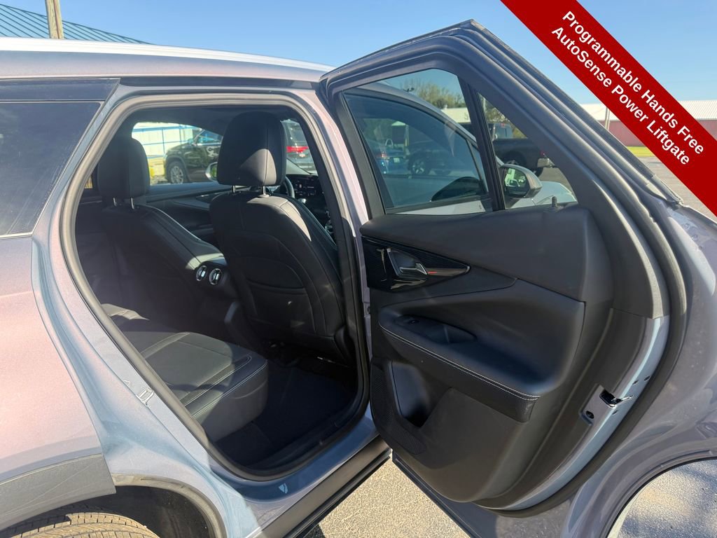 Used 2024 Chevrolet Blazer EV LT AWD/4WD image 40