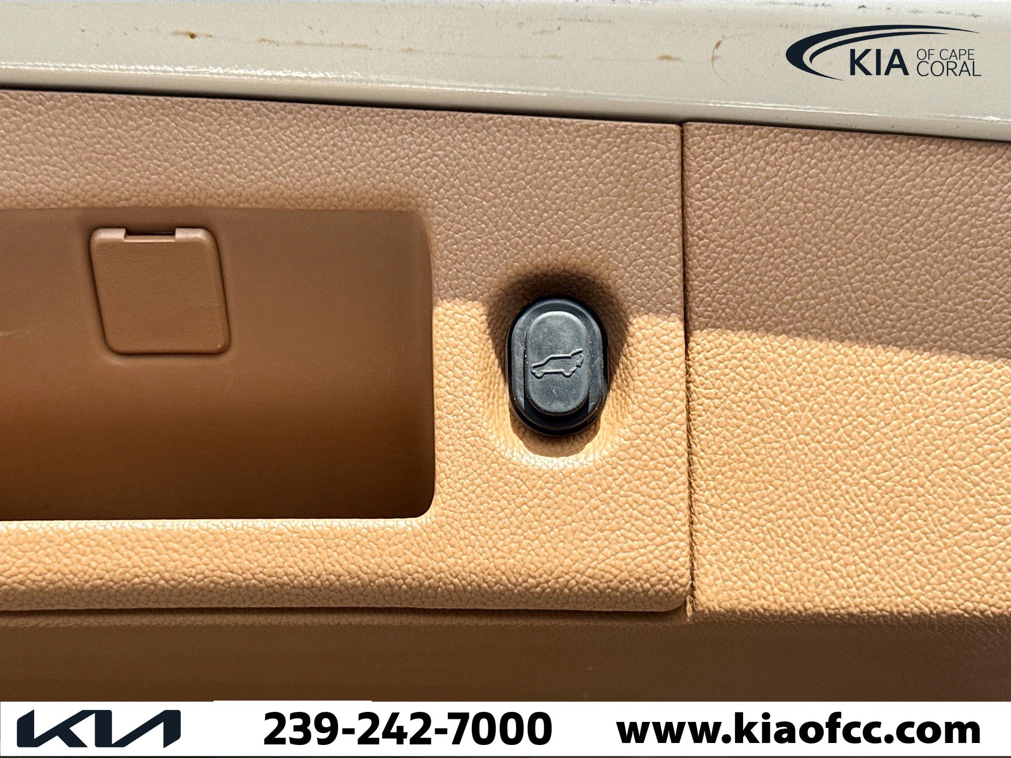 Used 2015 Cadillac Escalade ESV Platinum image 14