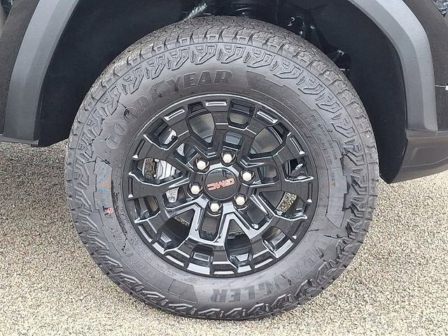 New 2026 GMC Canyon Elevation w/ Convenience Package image 9