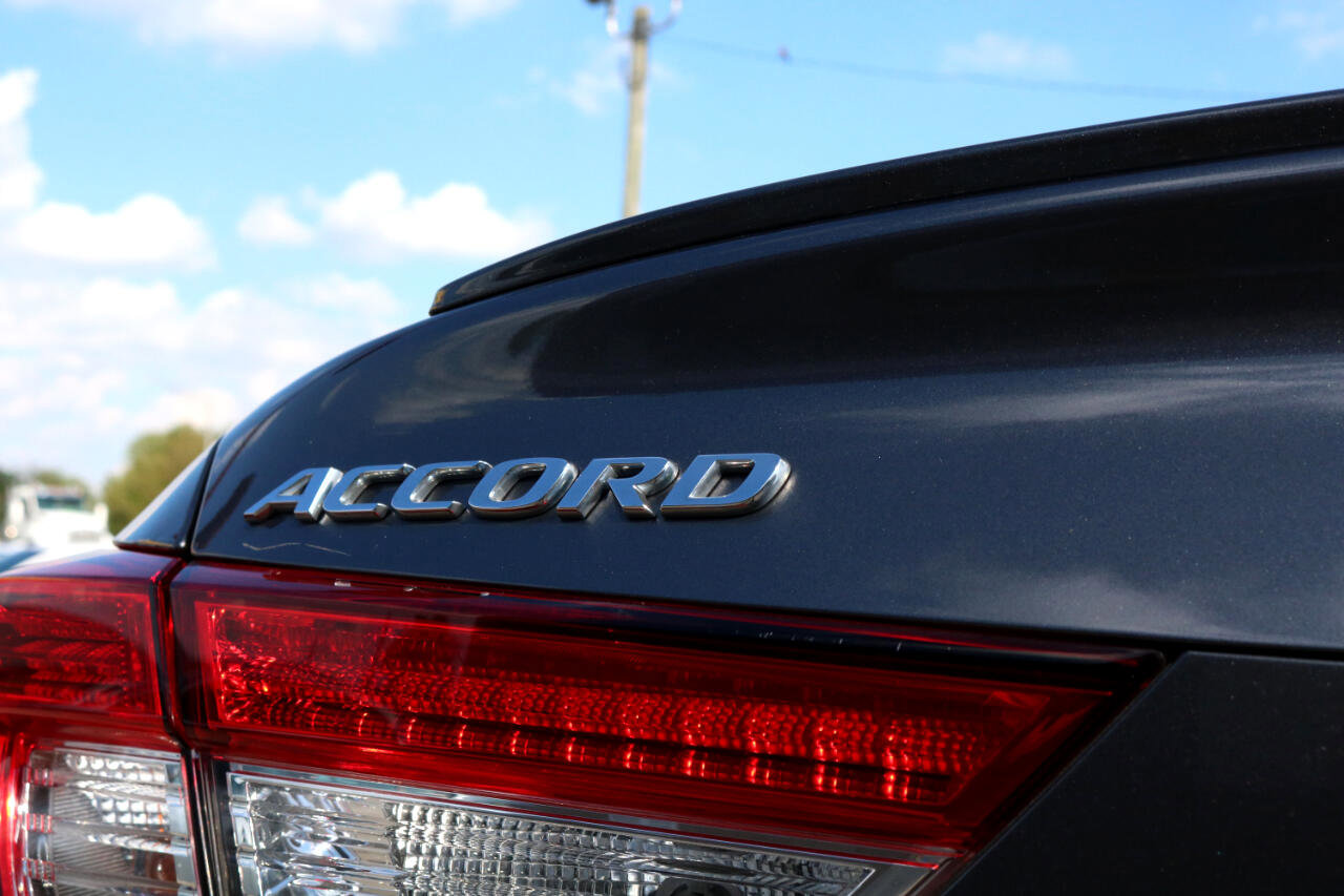 Used 2019 Honda Accord Sport image 13