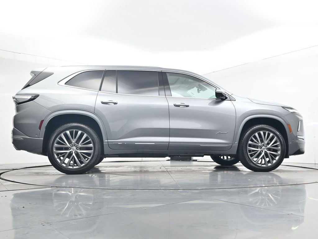 New 2026 Buick Enclave Avenir w/ Super Cruise Package AWD/4WD image 31