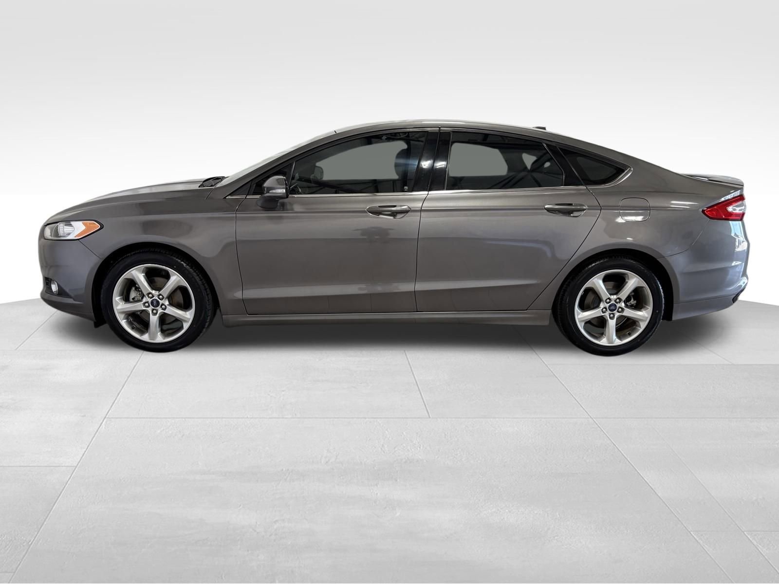 Used 2013 Ford Fusion SE image 5
