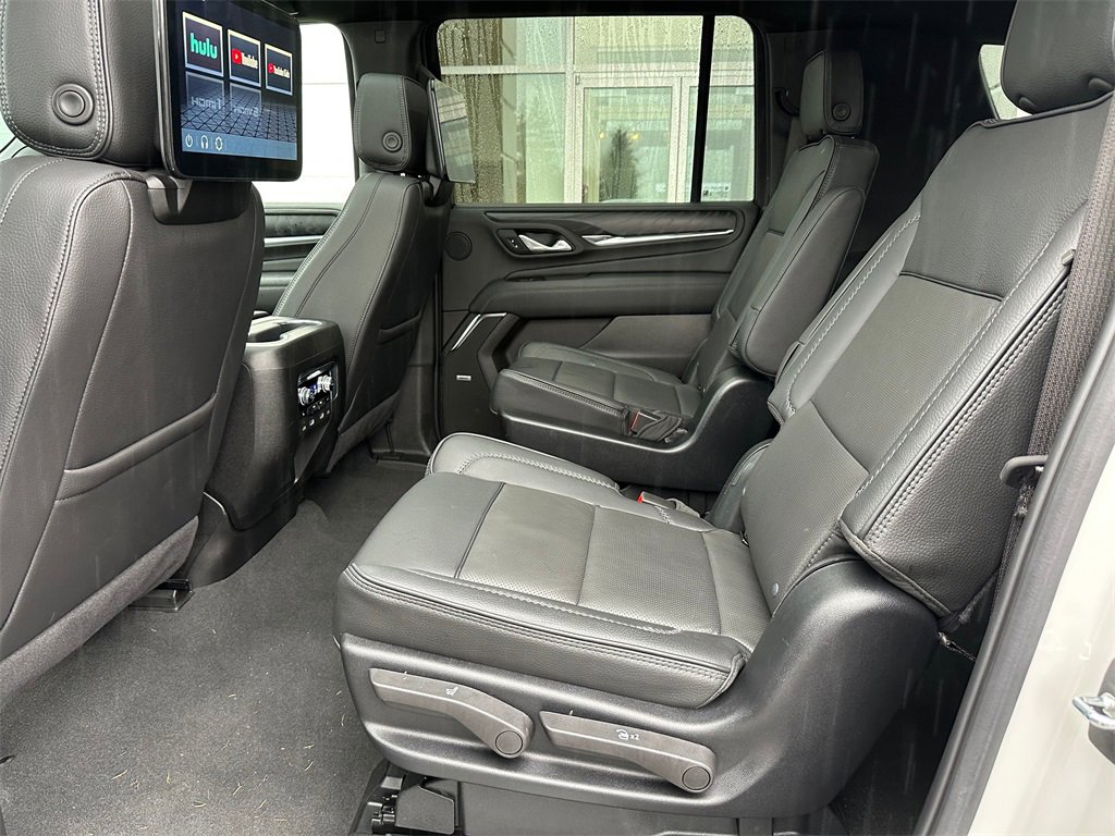 Used 2024 GMC Yukon XL Denali w/ Denali Reserve Package image 49
