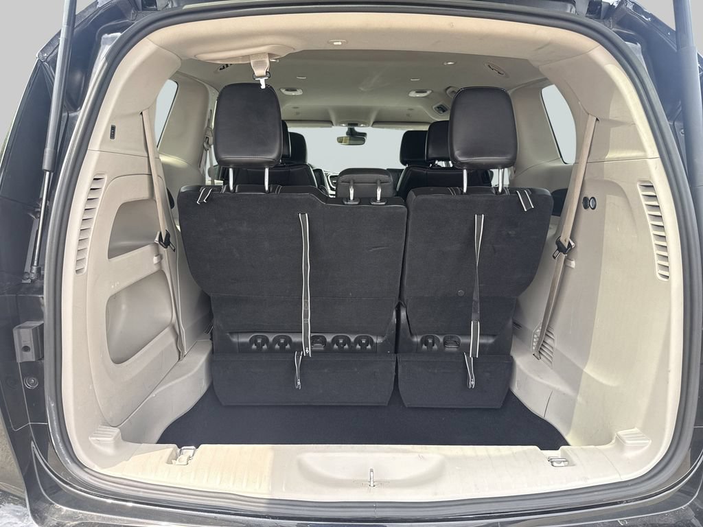 Used 2024 Chrysler Pacifica Touring-L FWD image 33