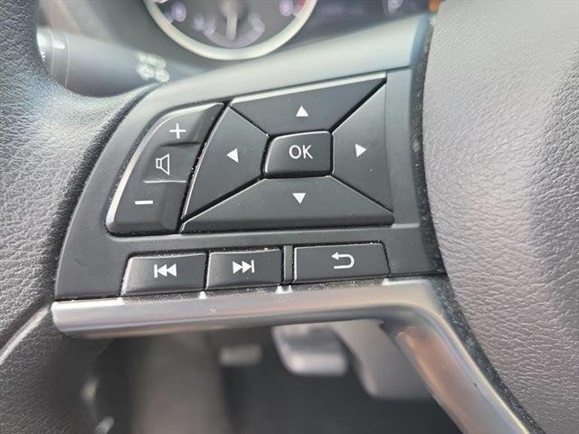 Used 2024 Nissan Sentra SV FWD image 18