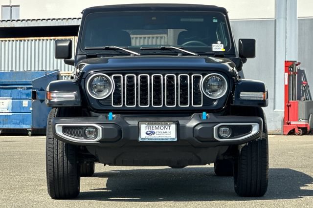 Used 2024 Jeep Wrangler Unlimited Sahara AWD/4WD image 9