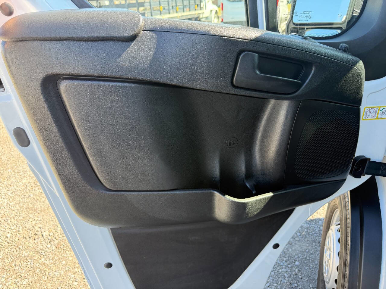 Used 2024 RAM ProMaster 2500 w/ Convenience Group FWD image 27