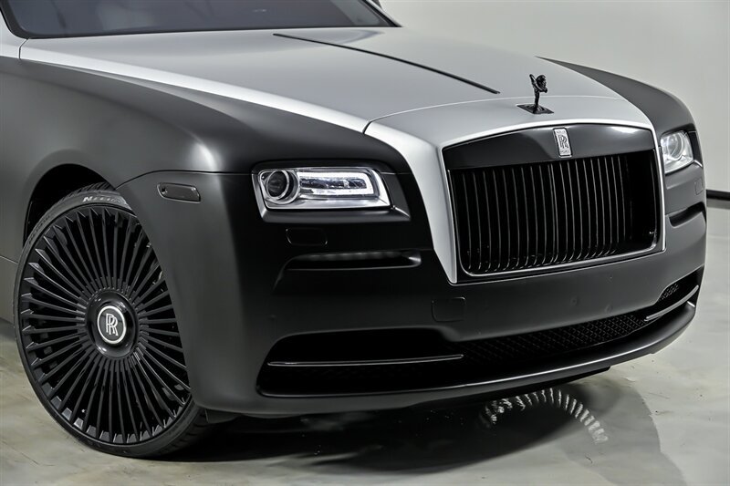 Used 2015 Rolls-Royce Wraith RWD image 2