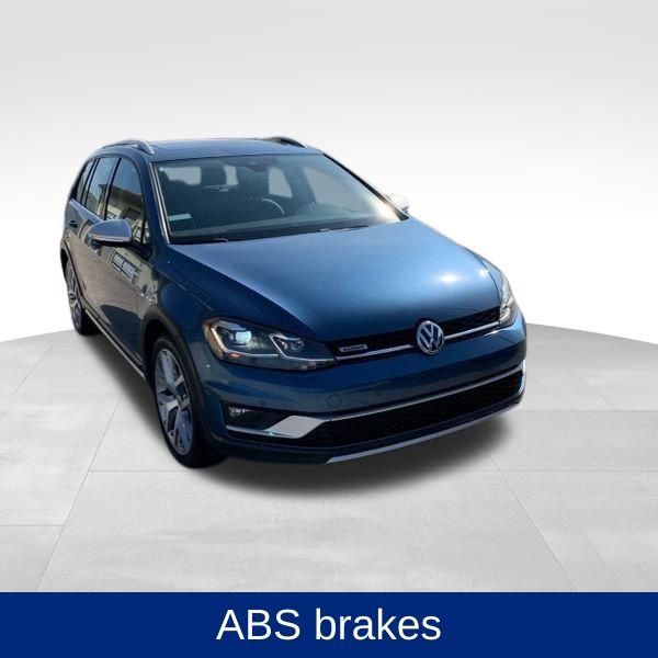 Used 2018 Volkswagen Golf Alltrack SE image 8