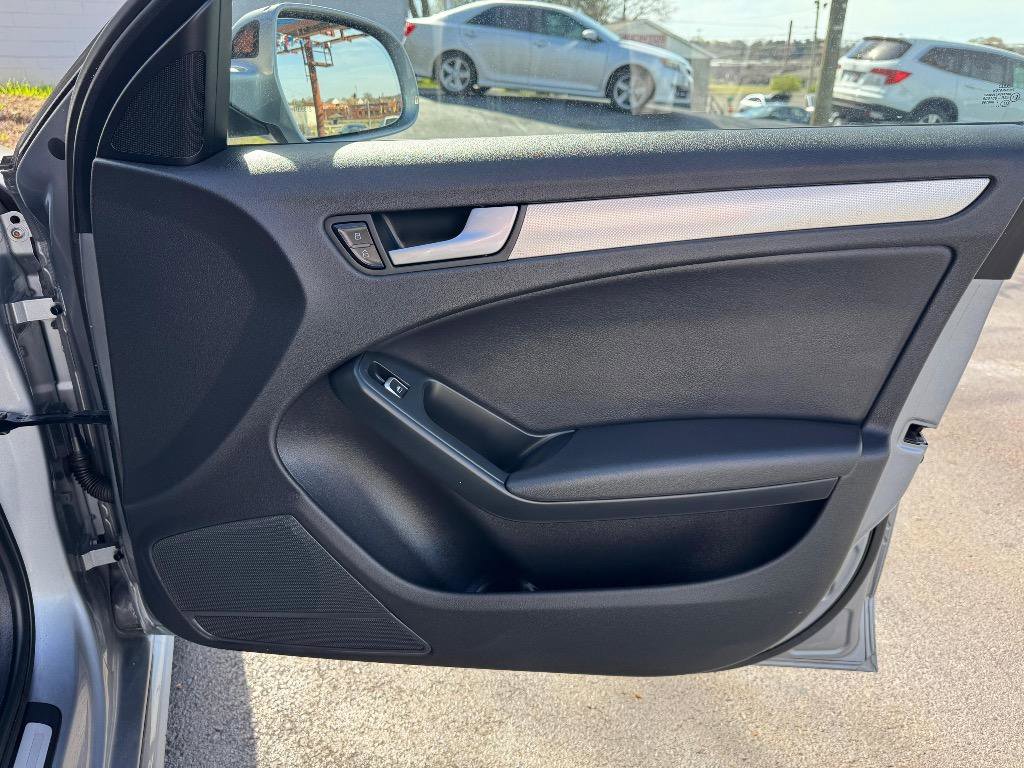 Used 2015 Audi A4 2.0T Premium Plus w/ Technology Package image 27