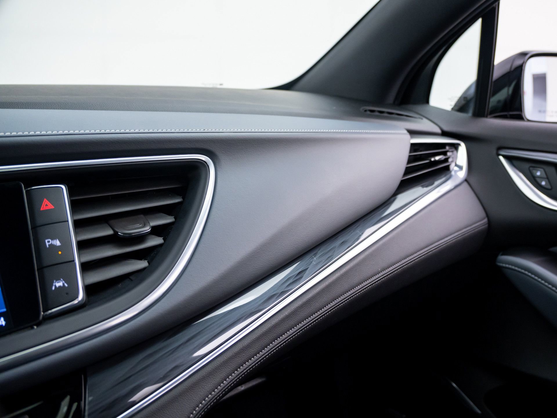 Used 2023 Buick Enclave Premium w/ Experience Buick Package image 31