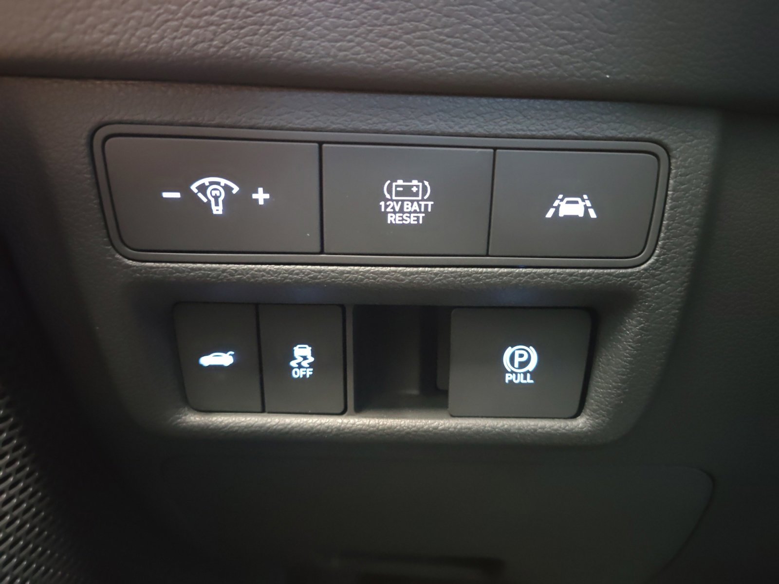 Used 2021 Hyundai Sonata Limited image 28