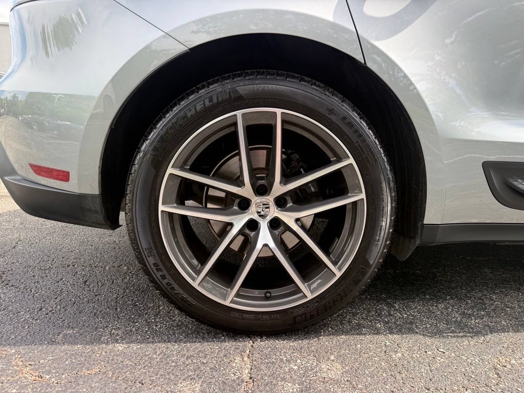 Used 2023 Porsche Macan S AWD/4WD image 25