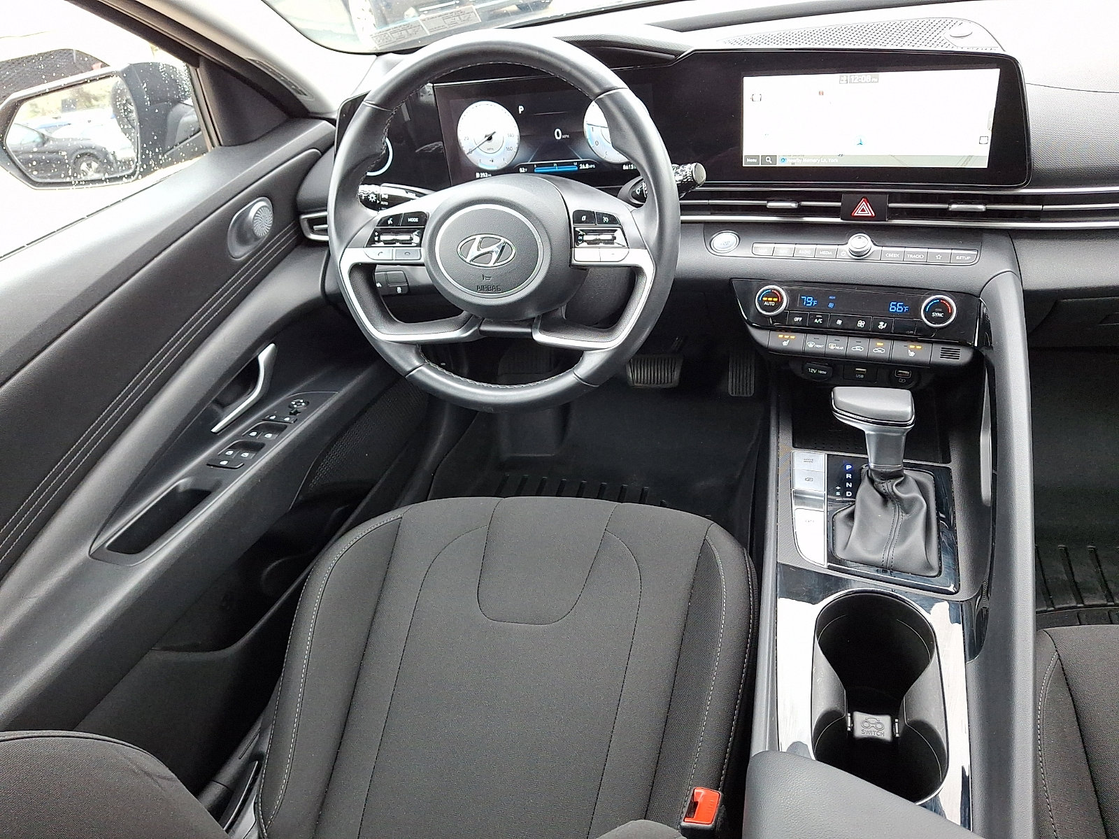 Used 2023 Hyundai Elantra SEL w/ Convenience Package image 14