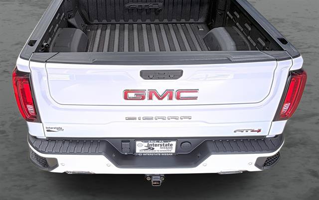 Used 2024 GMC Sierra 1500 AT4 w/ Technology Package AWD/4WD image 12