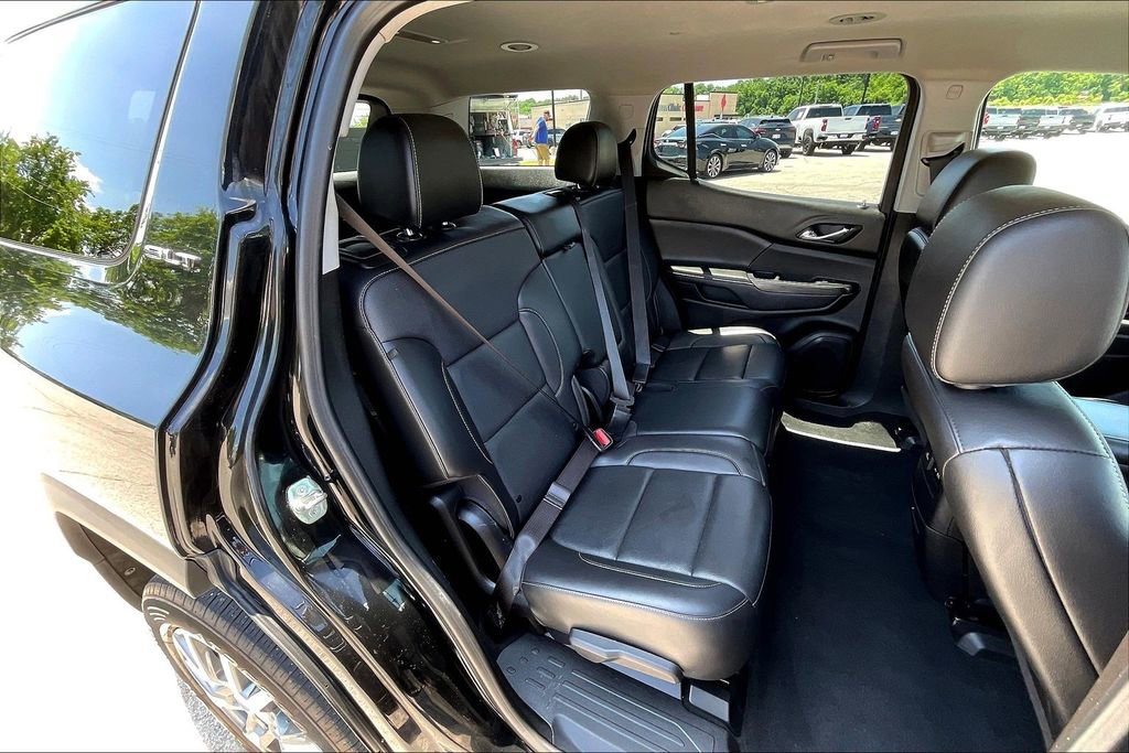 Used 2023 GMC Acadia SLT AWD/4WD image 28