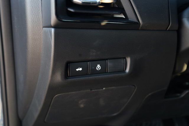 New 2026 Nissan Sentra SV w/ SV Convenience Package FWD image 13