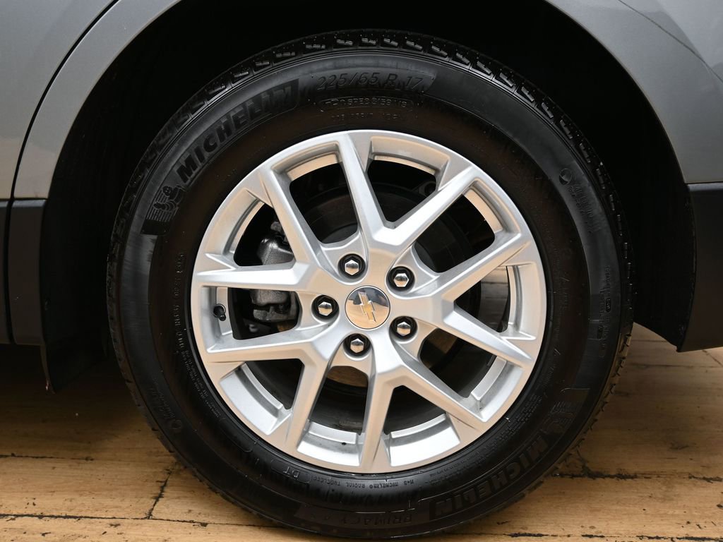 Used 2024 Chevrolet Equinox LS FWD image 10