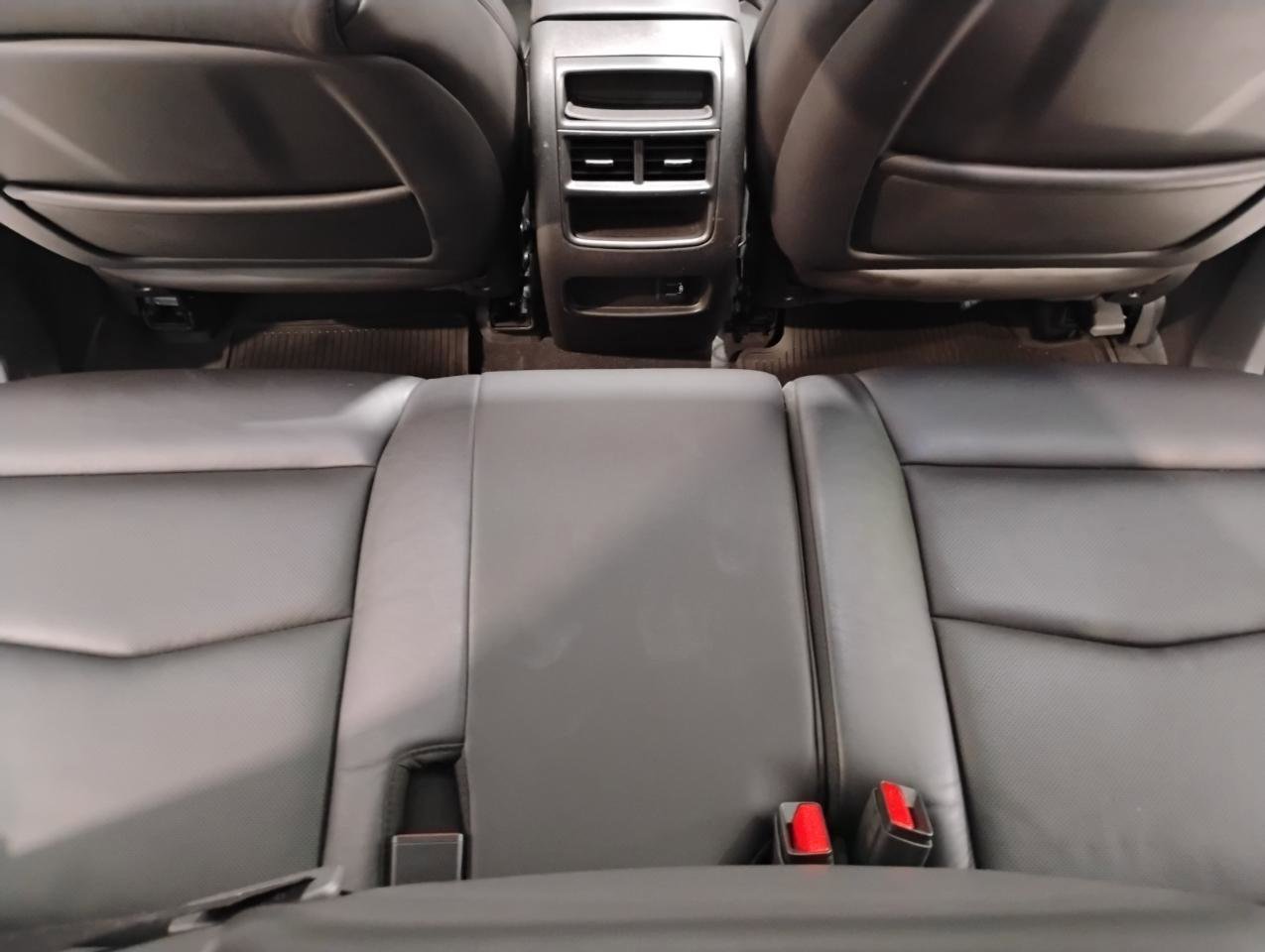 Used 2018 Cadillac XT5 Luxury w/ Driver Awareness Package image 51