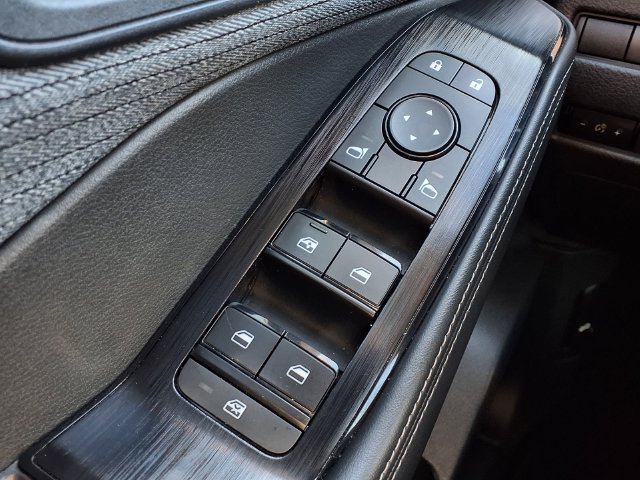 Used 2022 Nissan Rogue SV FWD image 16