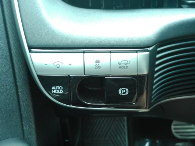 Used 2022 Hyundai Ioniq 5 Limited w/ Cargo Package AWD/4WD image 39