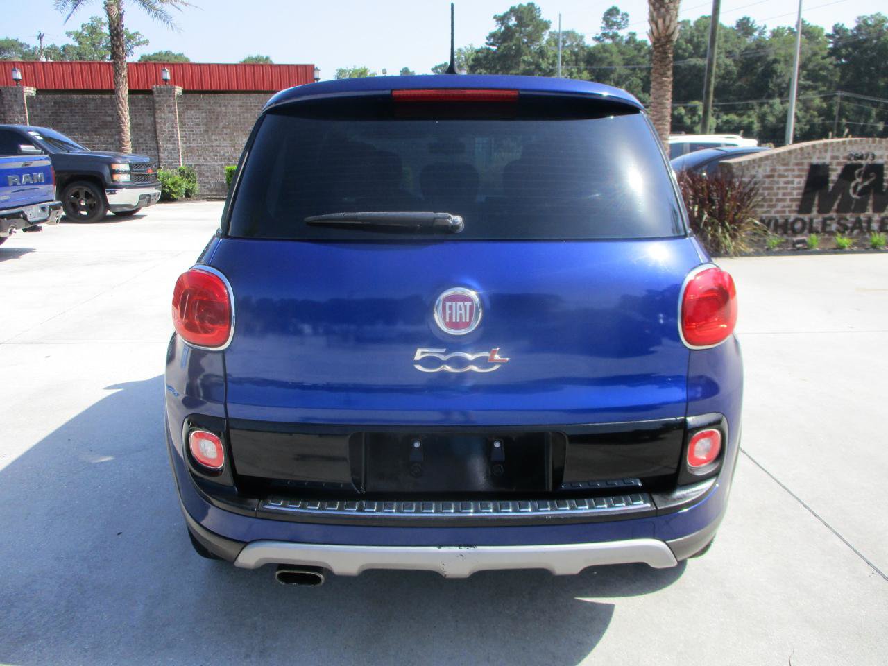 Used 2015 FIAT 500L Trekking FWD image 11