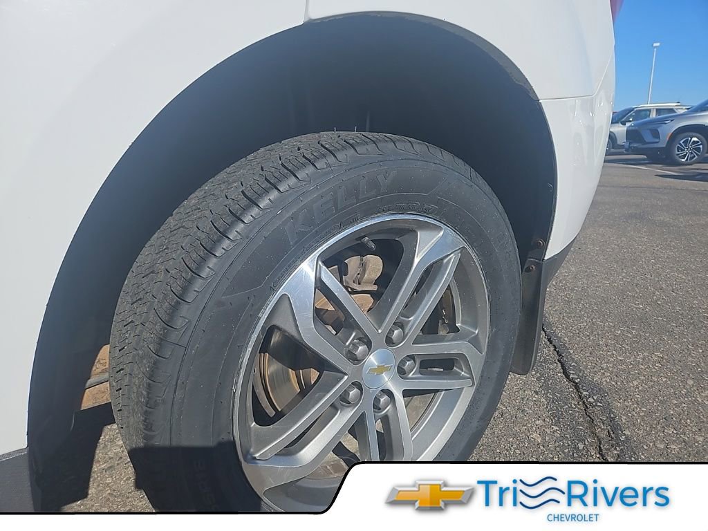 Used 2017 Chevrolet Equinox Premier w/ Enhanced Convenience Package AWD/4WD image 7