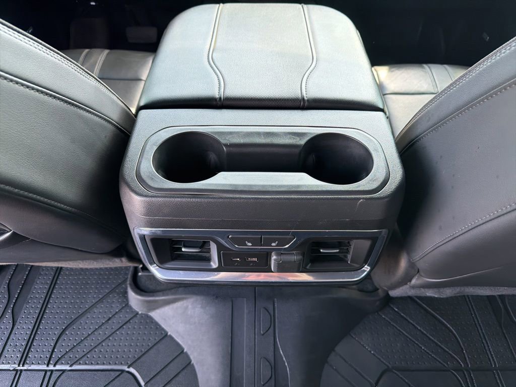 Used 2023 Chevrolet Silverado 3500 High Country image 29