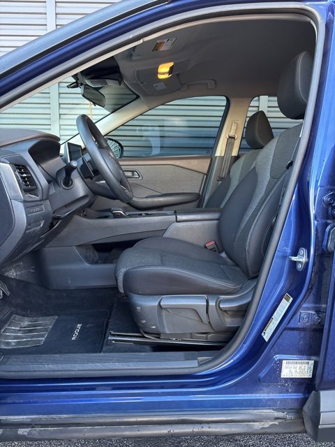 Used 2021 Nissan Rogue S image 5