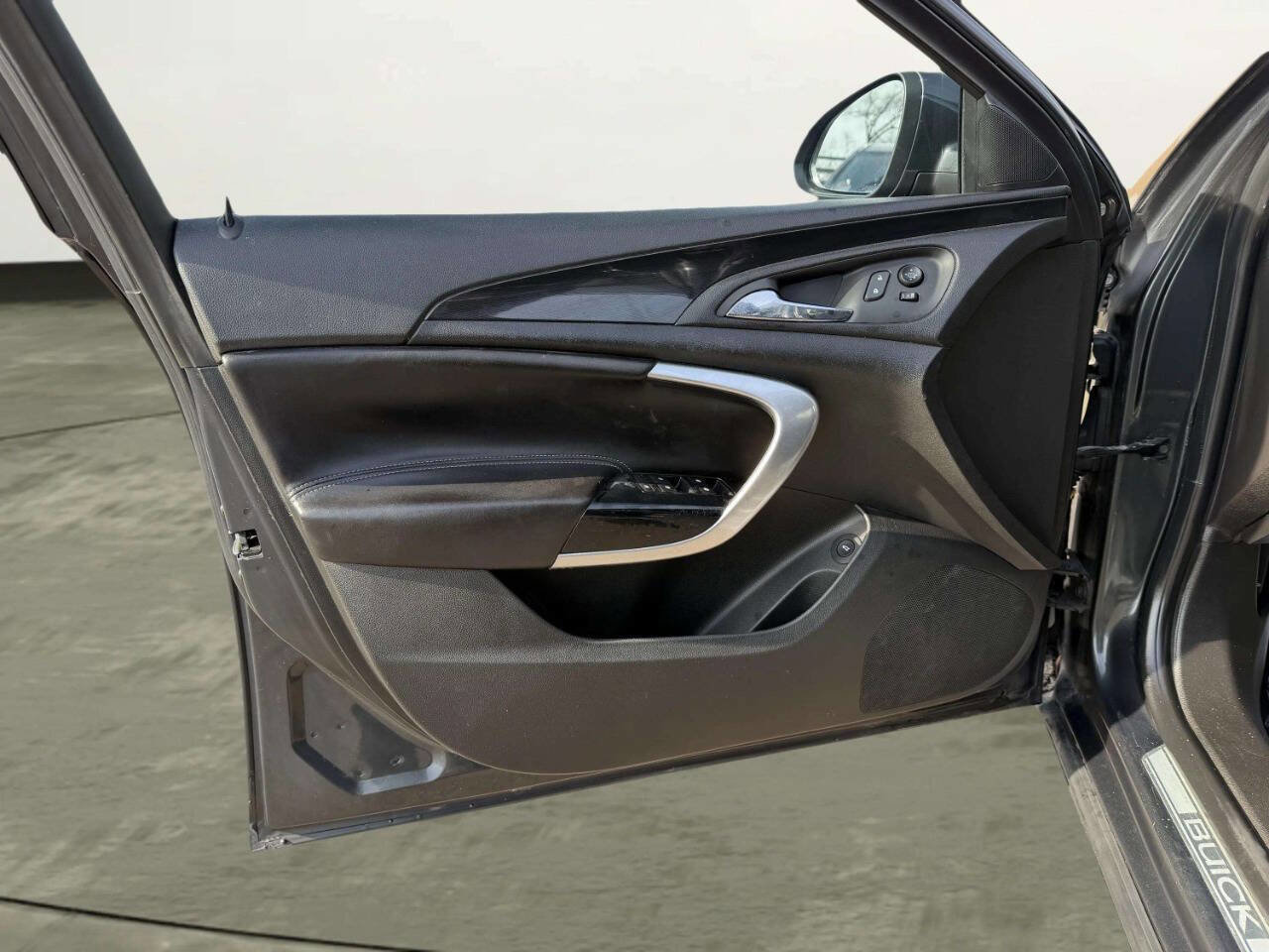 Used 2015 Buick Regal Premium image 11