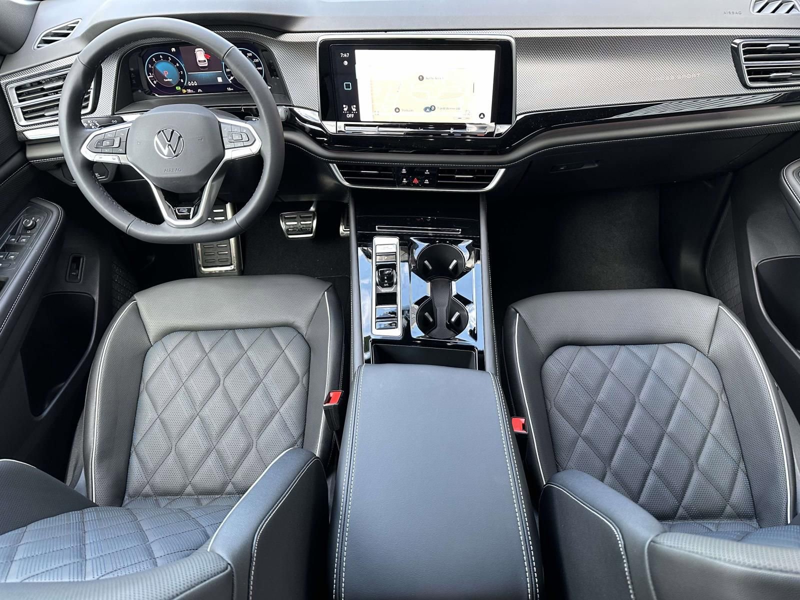 New 2026 Volkswagen Atlas Cross Sport SEL Premium R-Line image 11